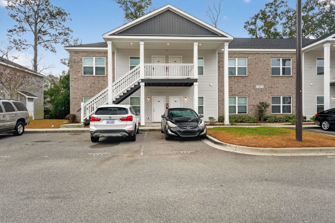Hickory Grove · Unit 402 2/2