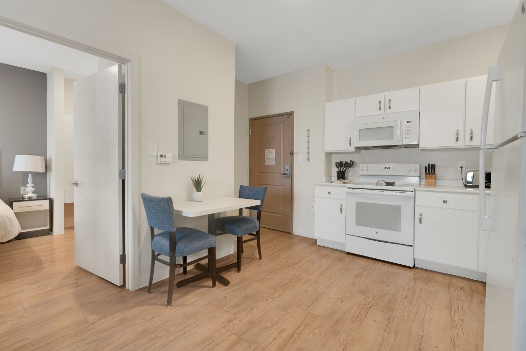 Simplicity At the Rim · Unit 1107  1107 1/1