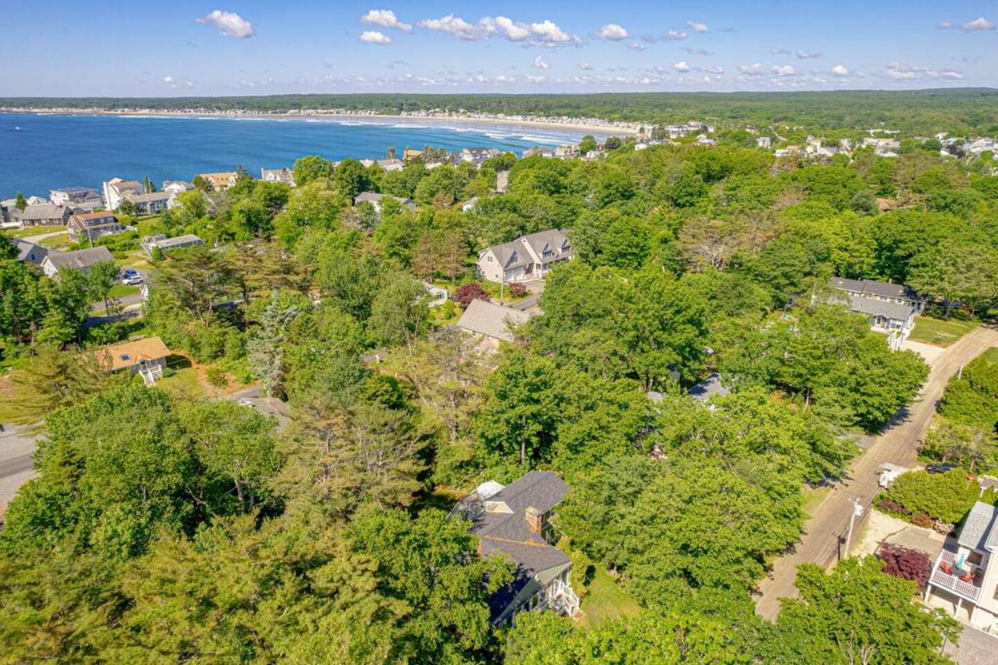 Modern convenience of today's vacation life — Nubble Peninsula, ME — vacation rental