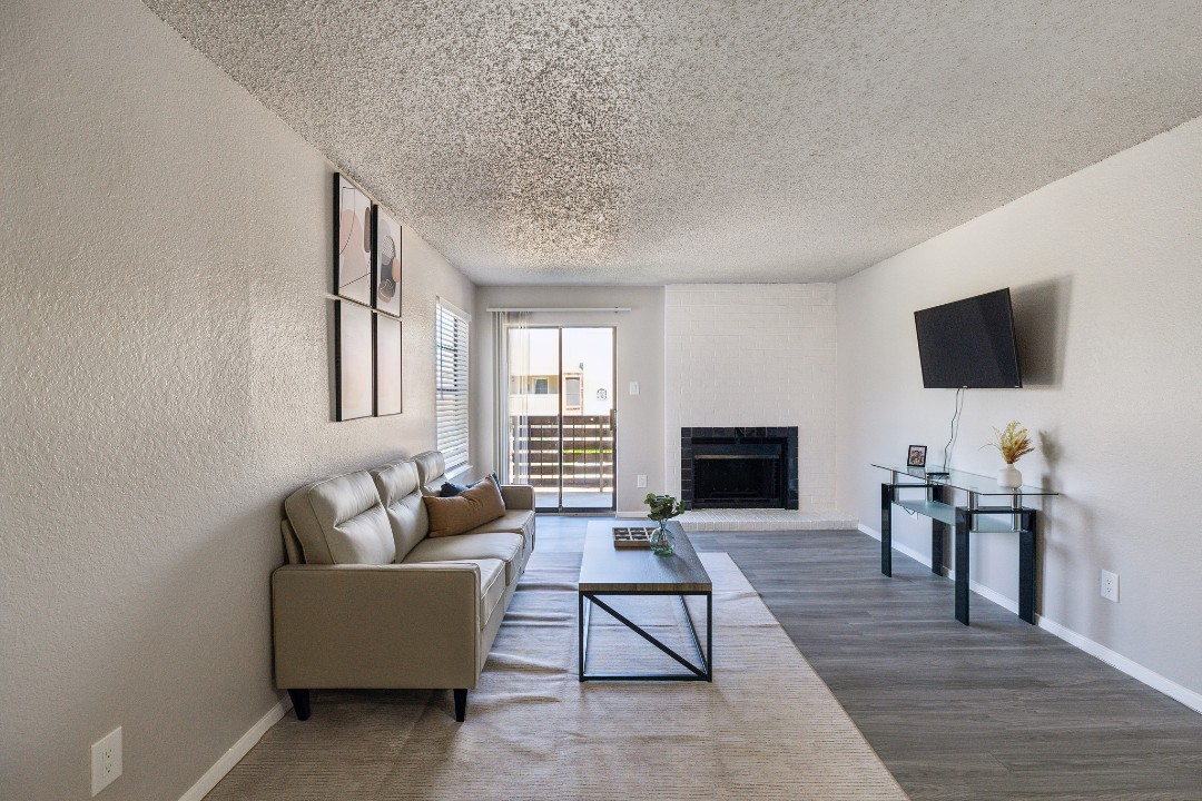 The Landry · Unit 283 2/1