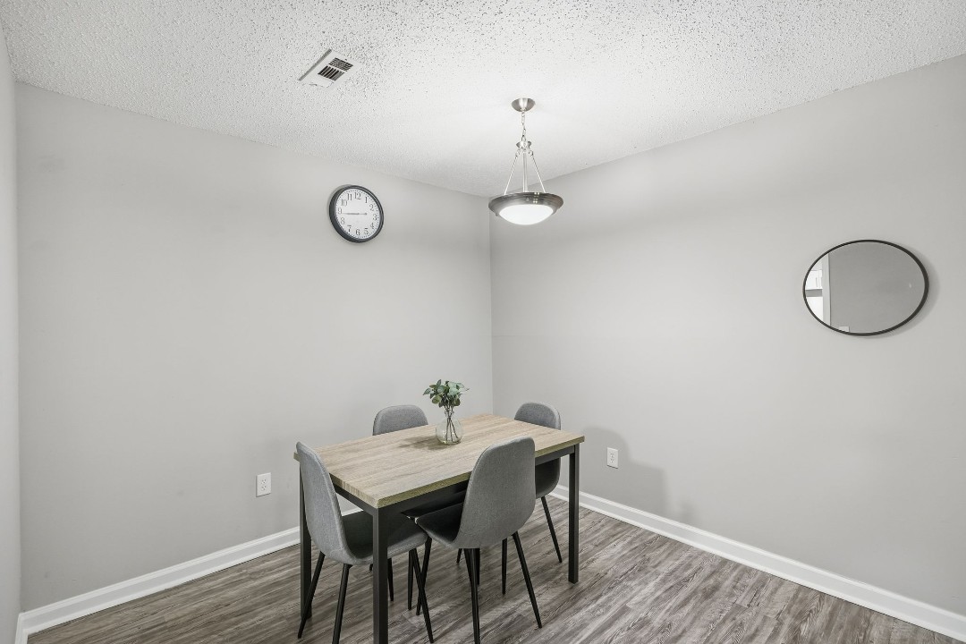 Crest at East Cobb 1828 G · Unit 2/2