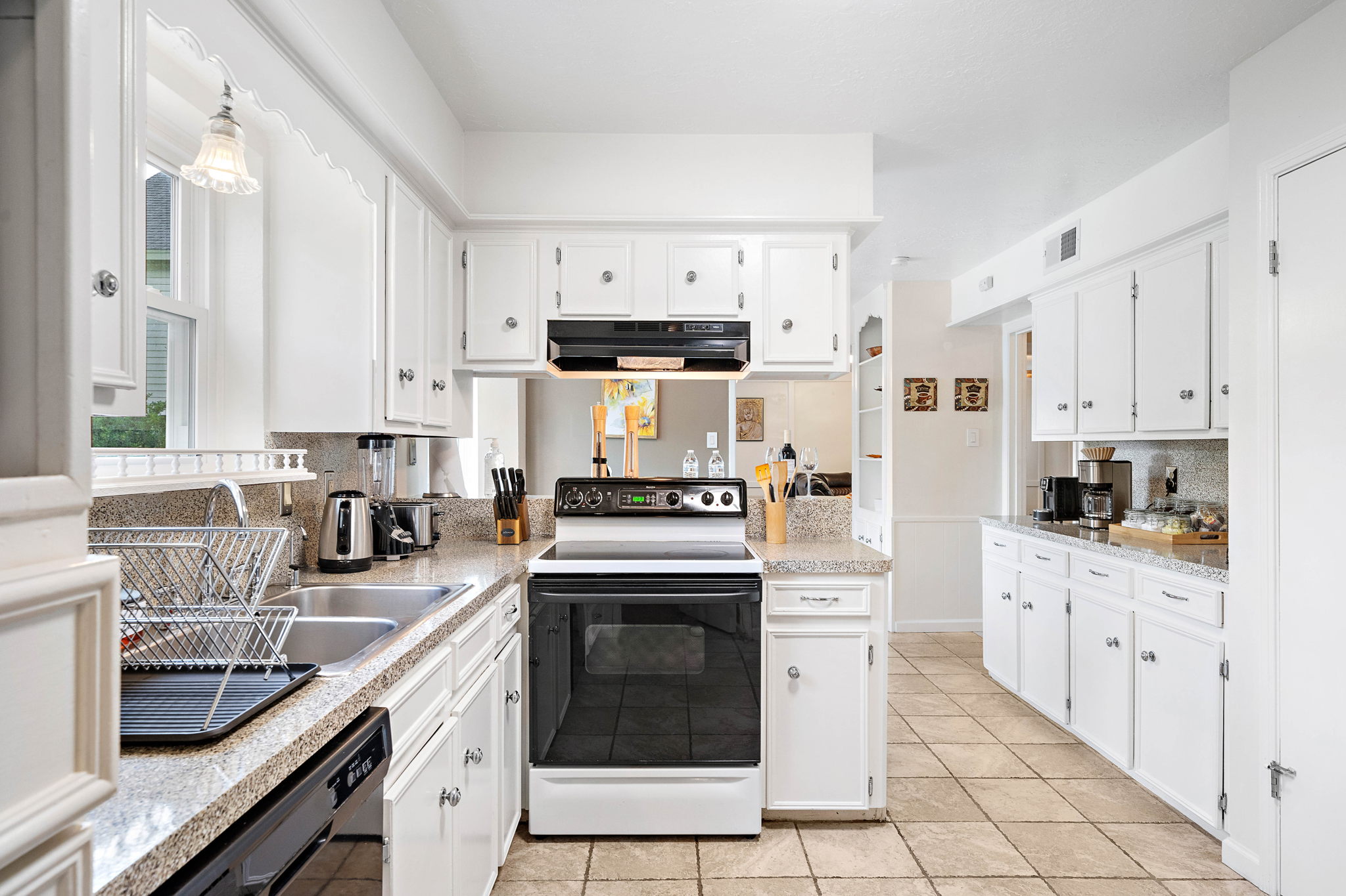 13326 Trompilla Ln photo 5