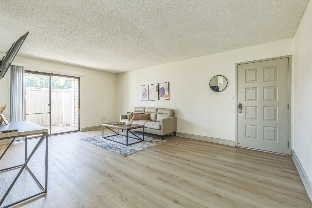 Rosehill Pointe · Unit 55 1/1