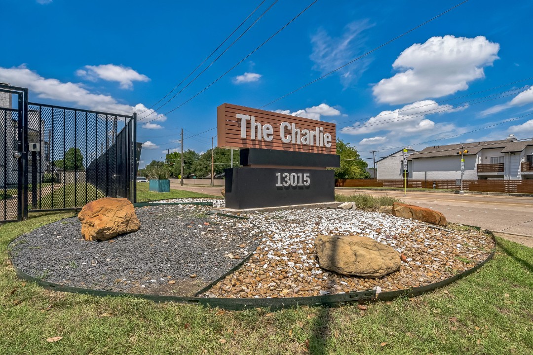 The Charlie · Unit 1203 1/1