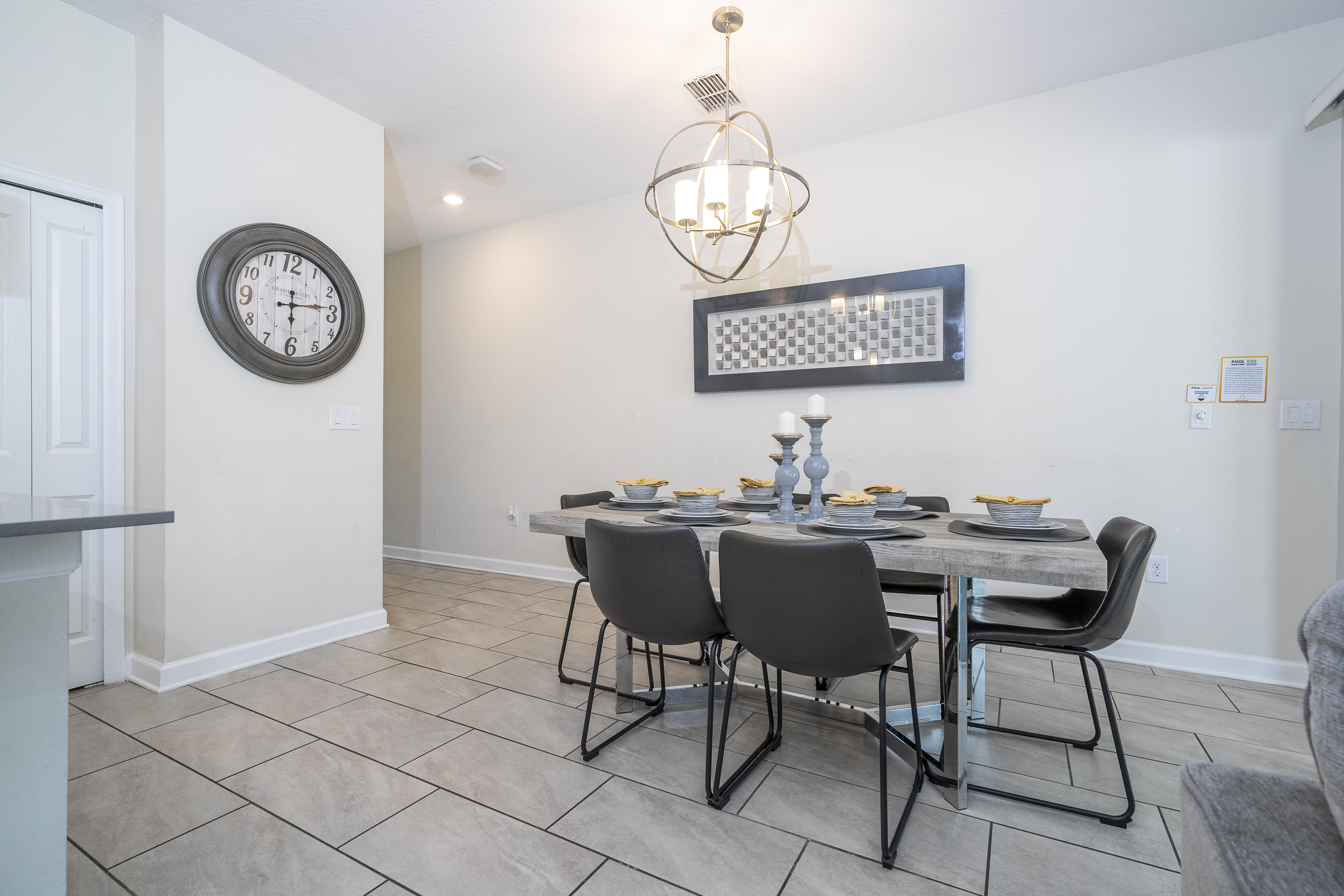 Our dining area is perfect for quality time with your loved ones, while you prepare the most delicious plate at out equipped kitchen.