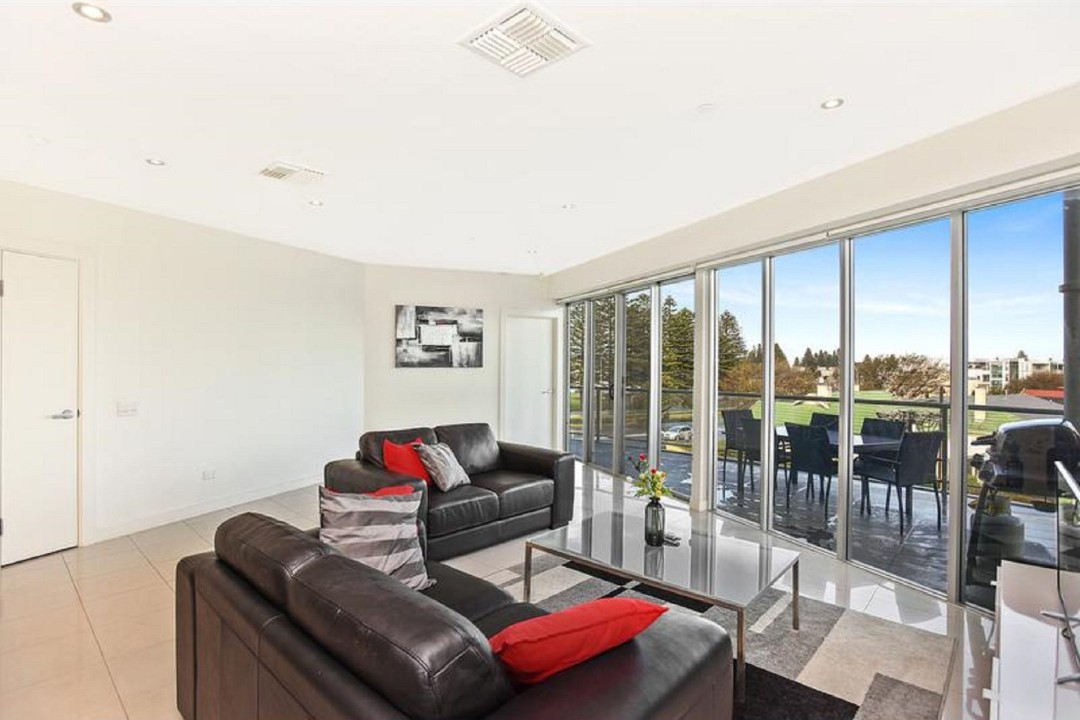 Extended stays welcome – ideal for relocations, work assignments, or in-between visits. Discounted rates for bookings of 28 nights or more.