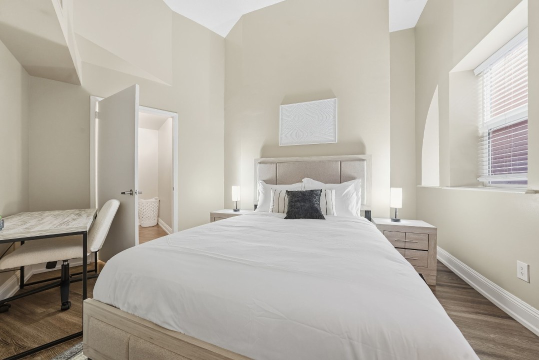 The Liberty Building · Unit 304 1/1
