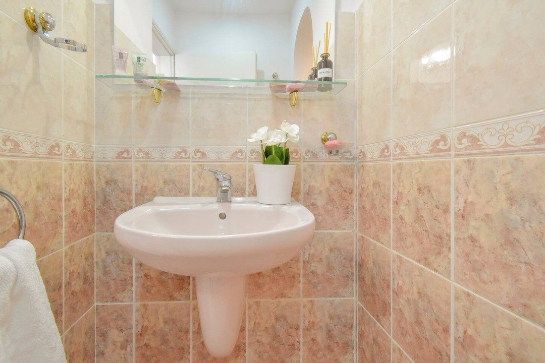 Property thumbnail 19