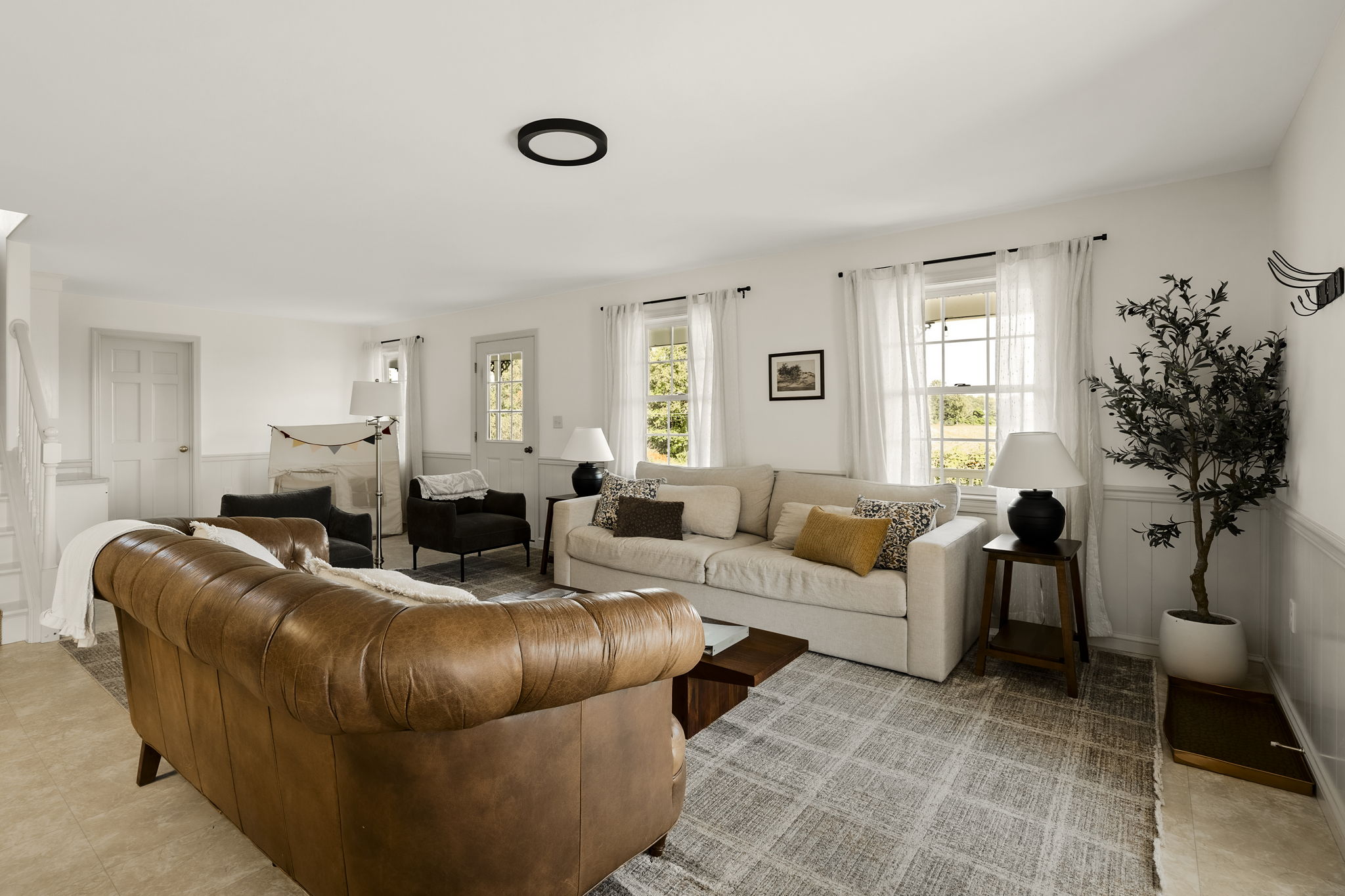 Orchard, Sheep, Game Room, Fire Pit, Kid's Toys — Narvon, PA — vacation rental