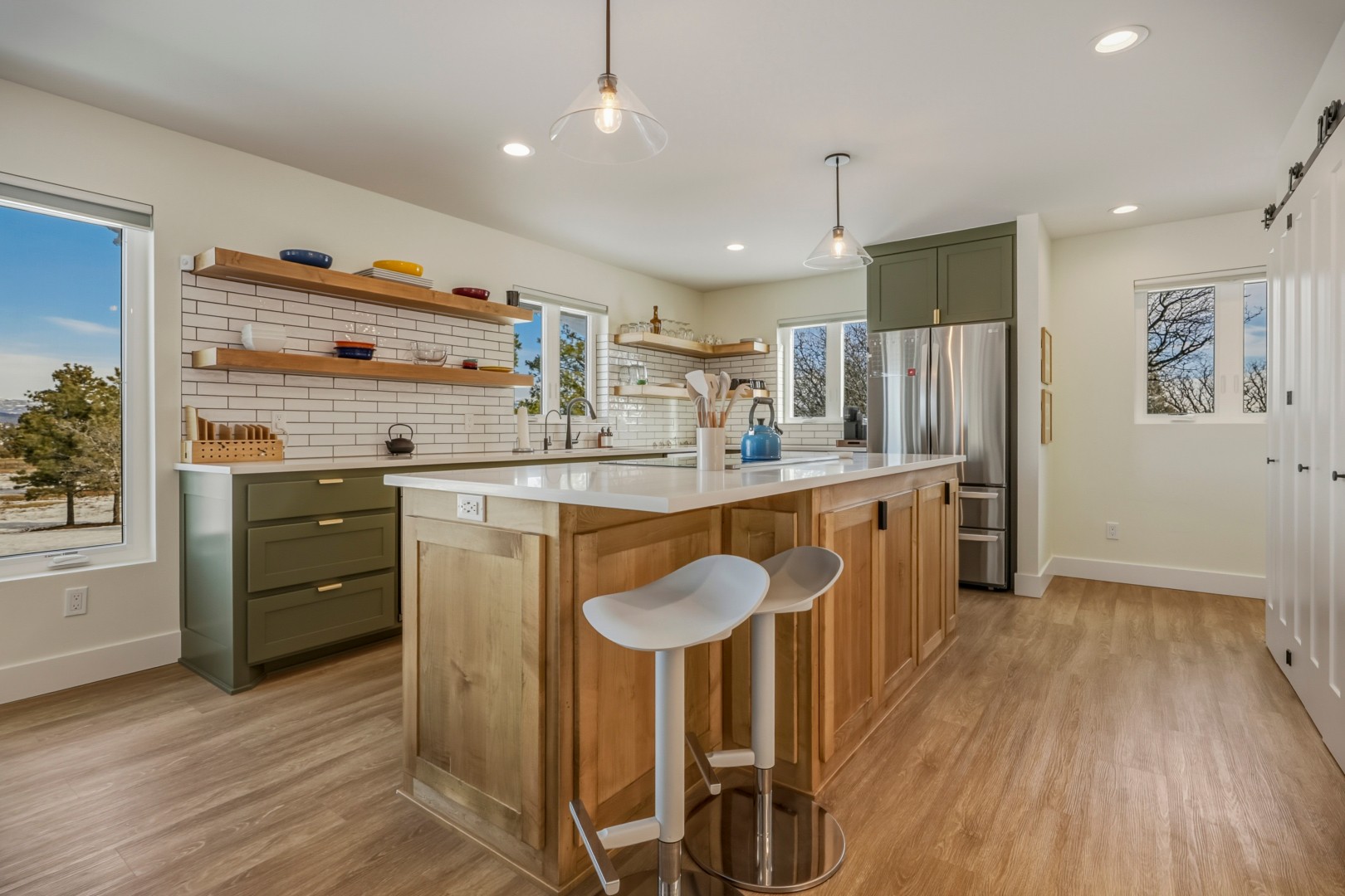 Fully Stocked Kitchen