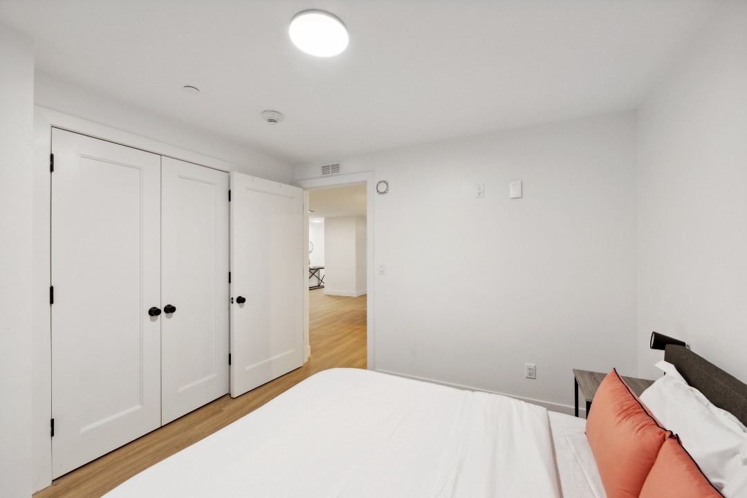 Market View Residence 503 1.1.5
