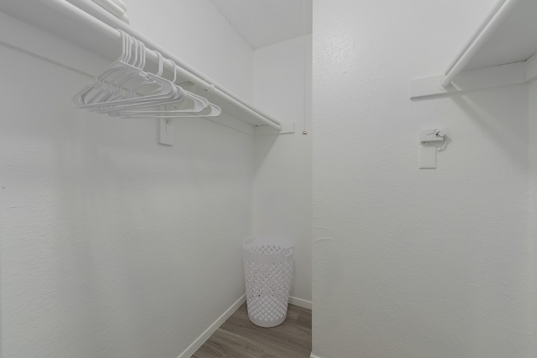 The Landry · Unit 214 1/1