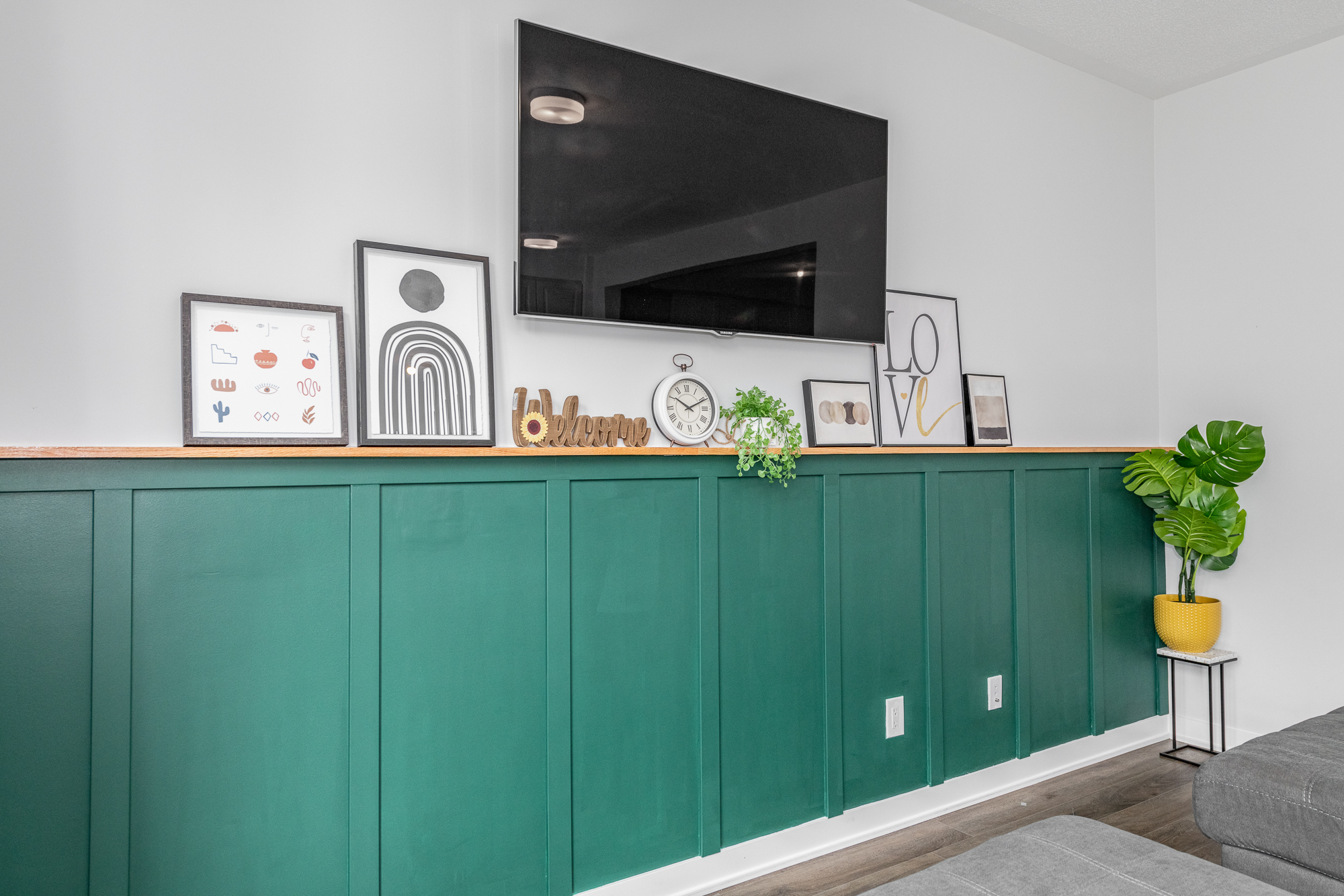 Green Bohemian: kanata mid-term furnished rental photo 2