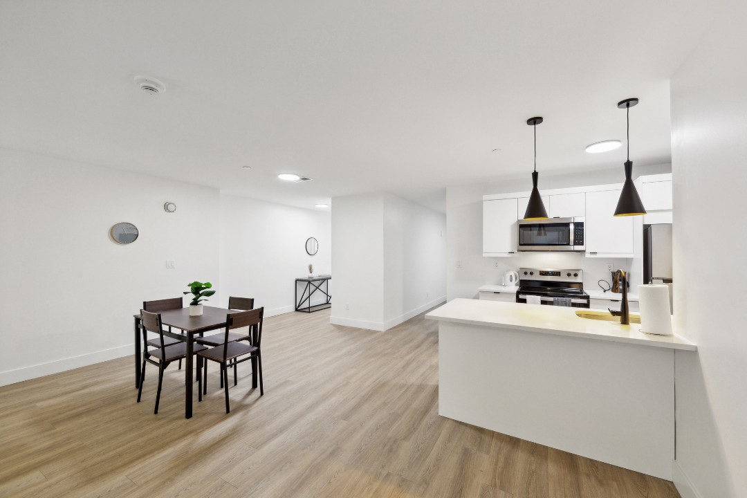 Market View Residence 503 1.1.5