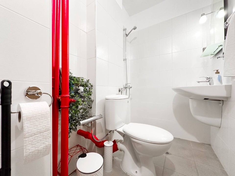 Property thumbnail 12