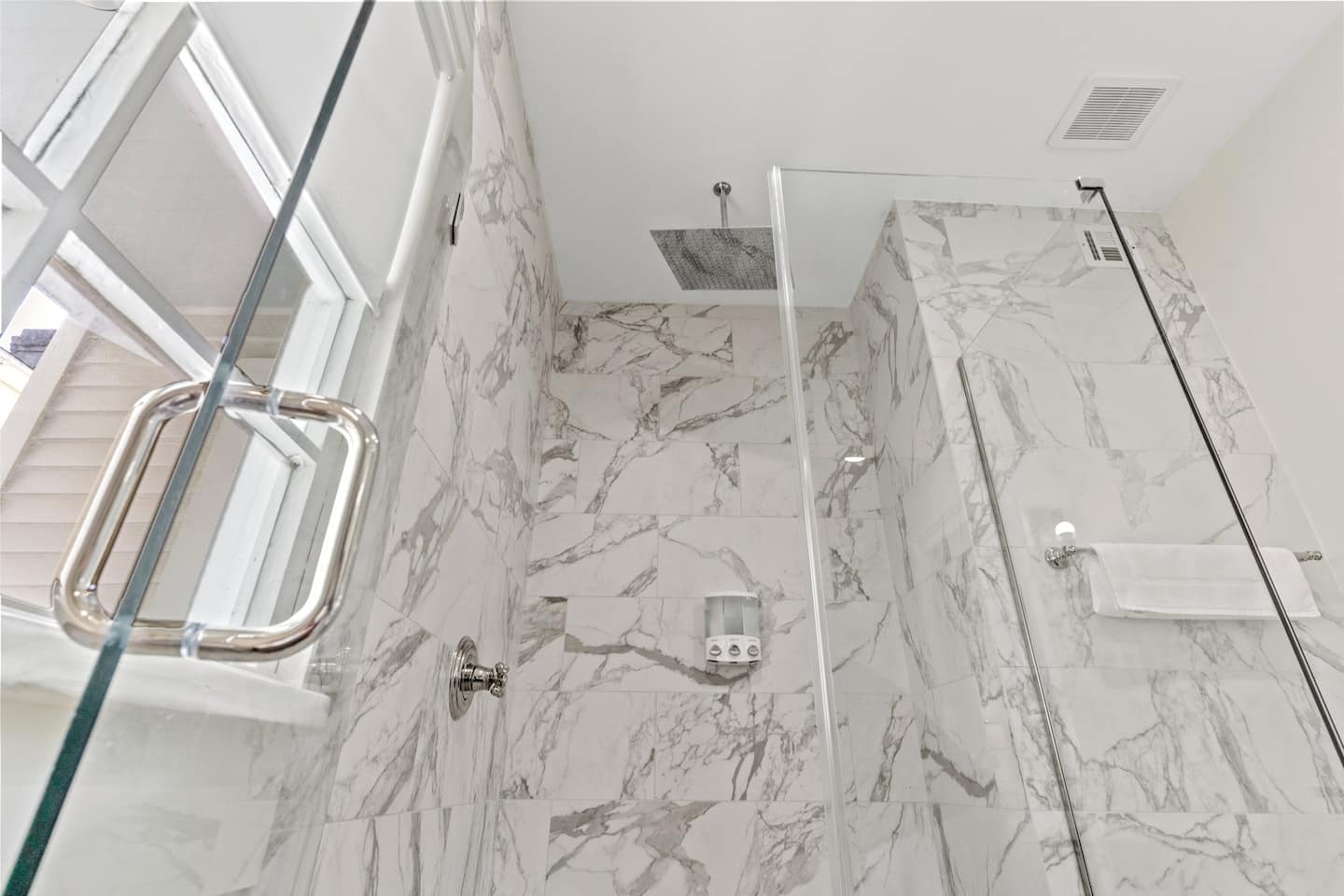 Large overhead shower