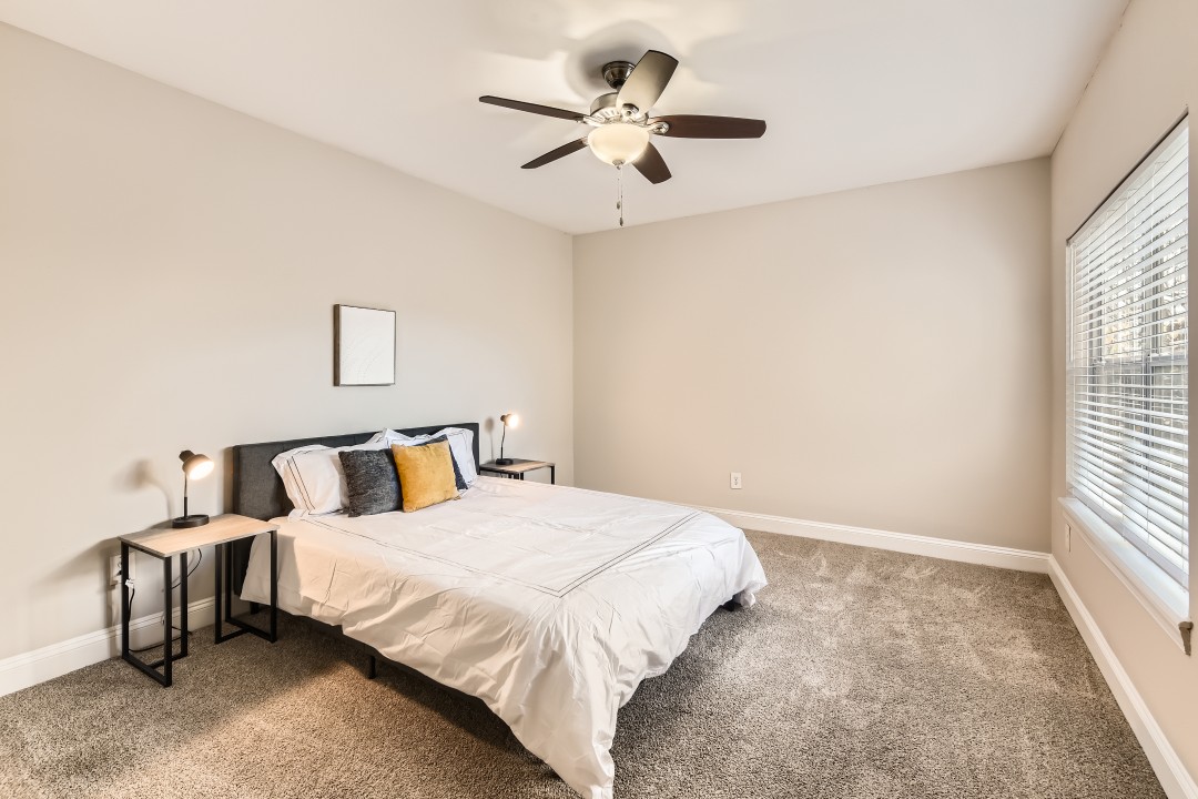 Crest at Midtown · Unit 2302 2/2