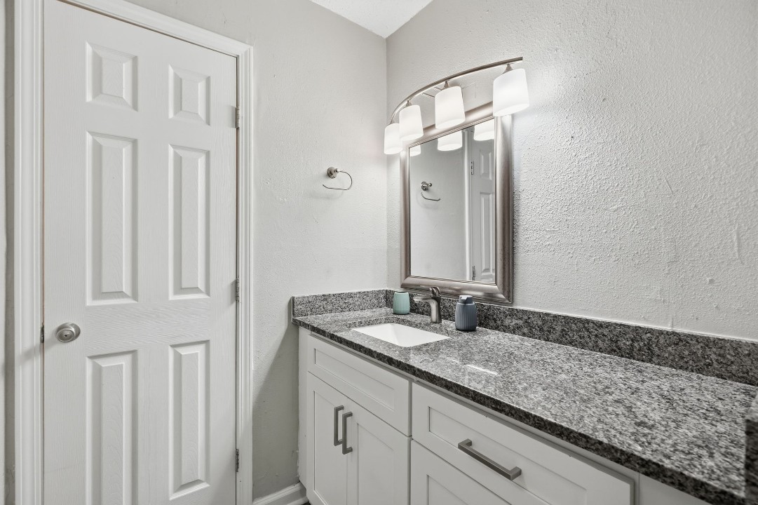 Crest at East Cobb 1828 G · Unit 2/2