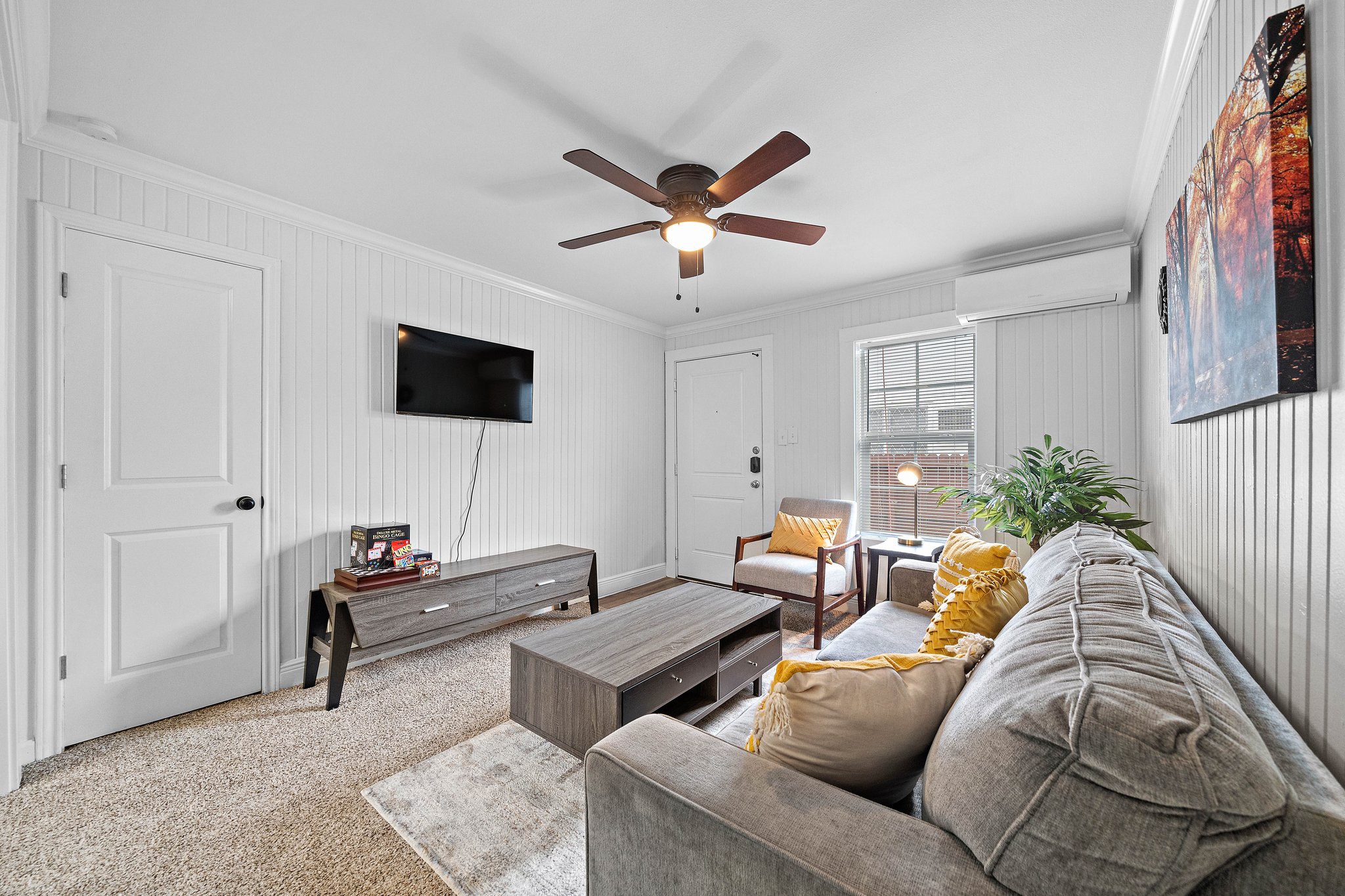 3315 Reeves St photo 2