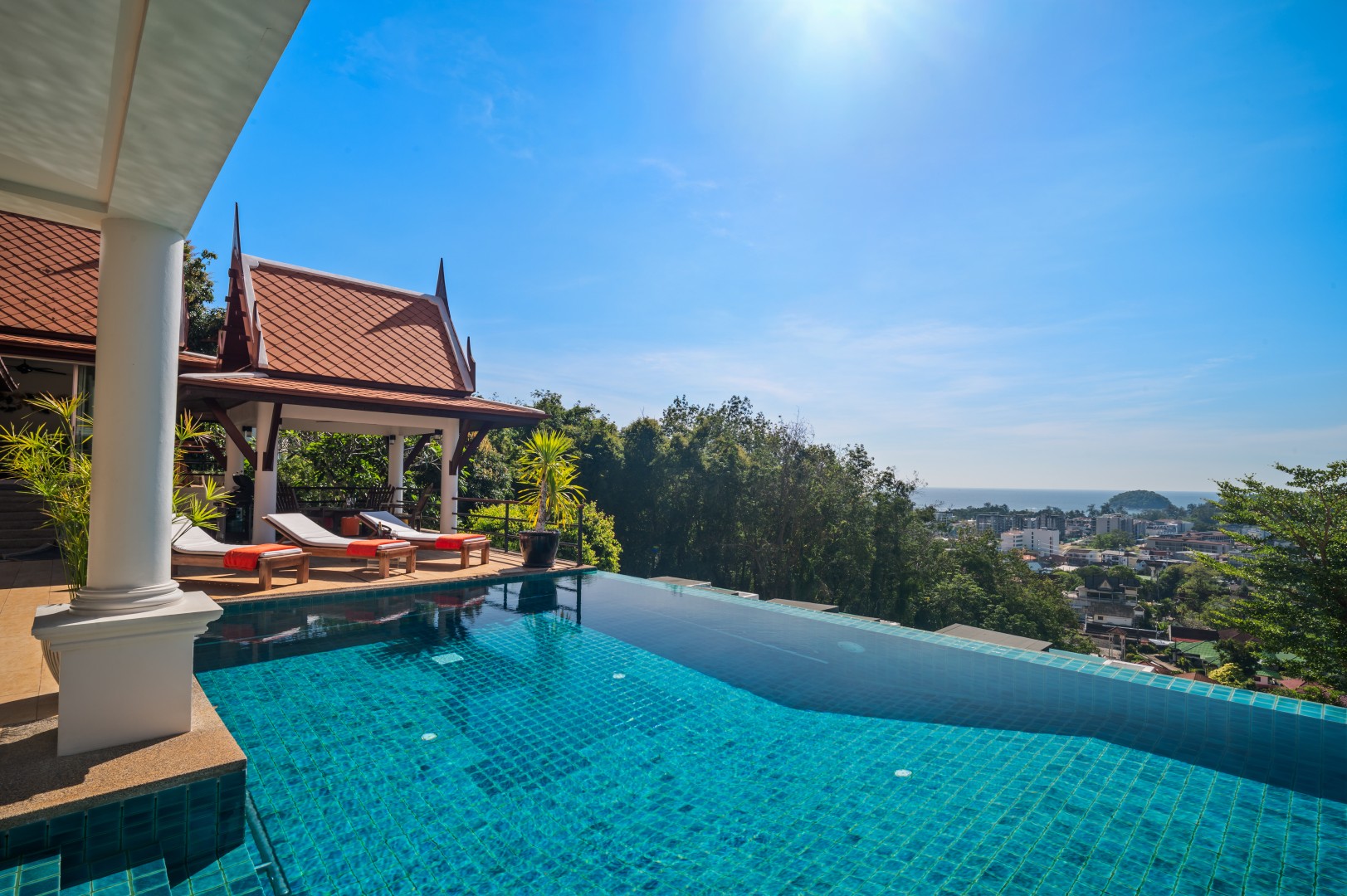 Villa Jessie, Kata Seaview