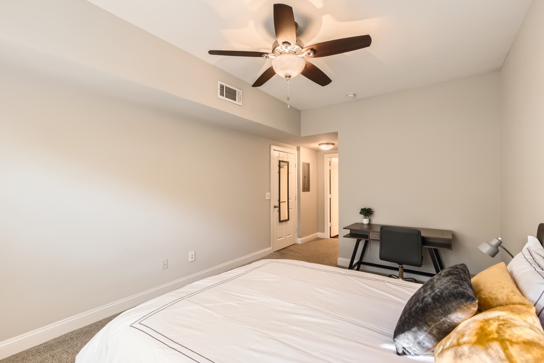 Crest at Midtown · Unit 4505 1/1