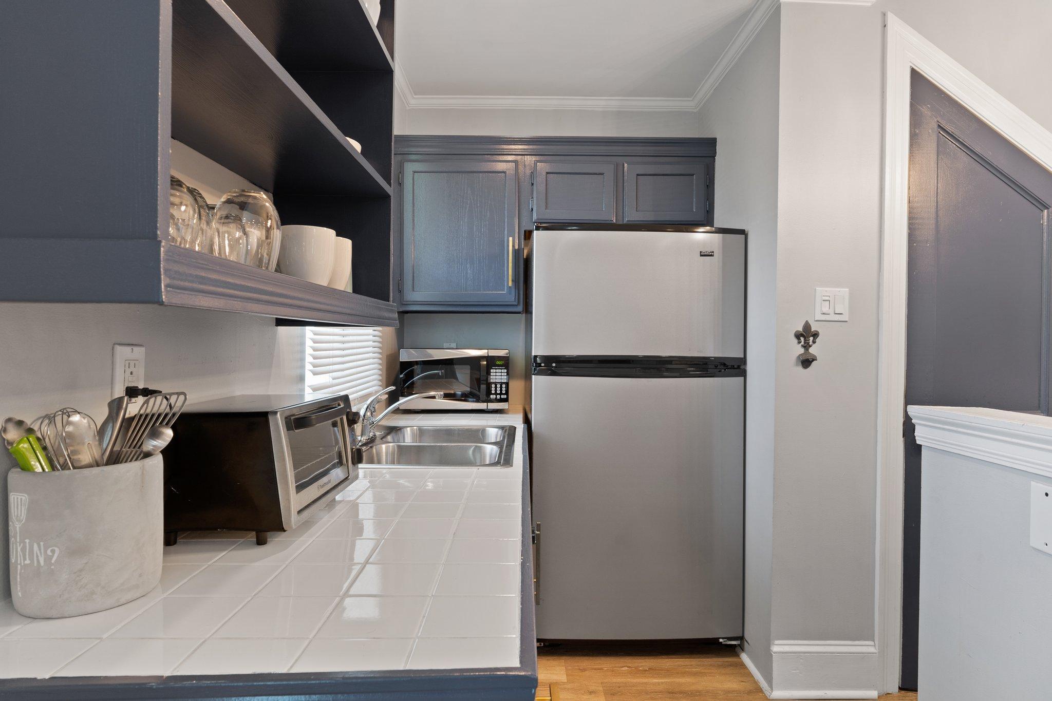 Fully Stocked Kitchen