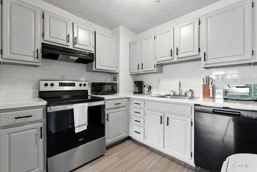Legacy at Imperial Village · Unit 214 2/2