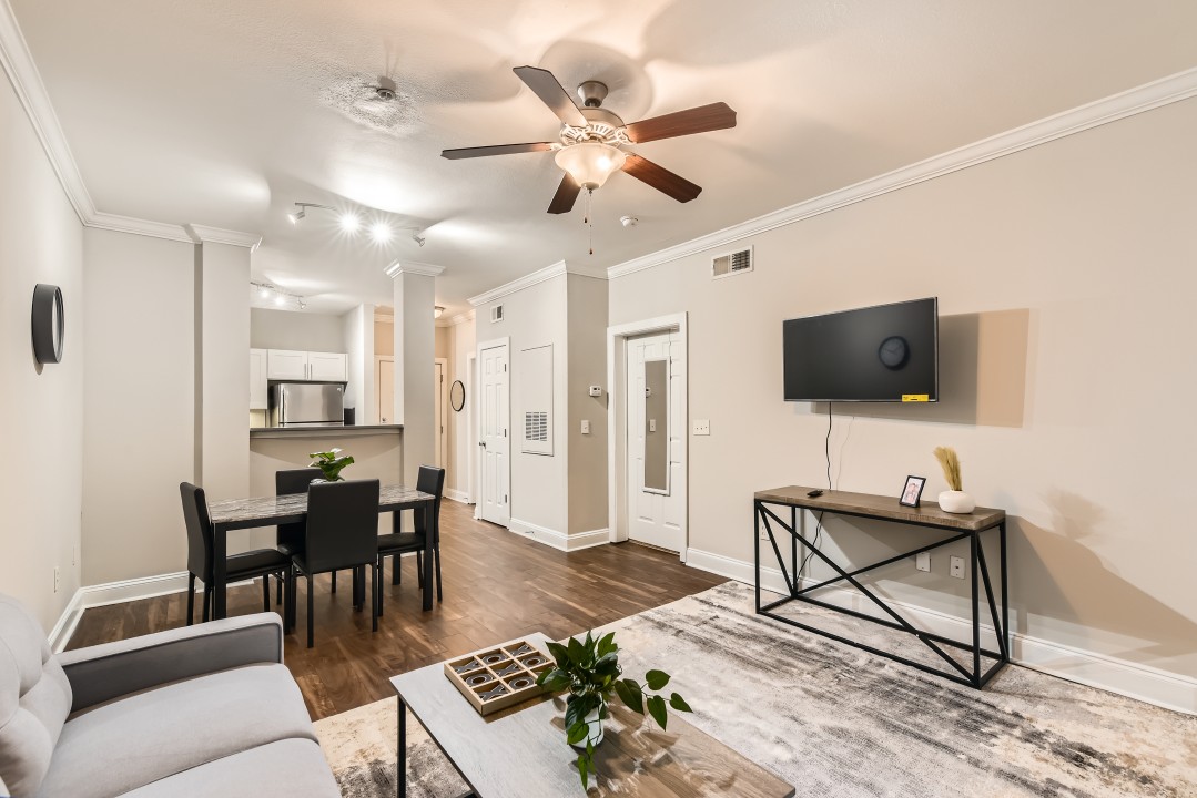 Crest at Midtown · Unit 4209 1/1