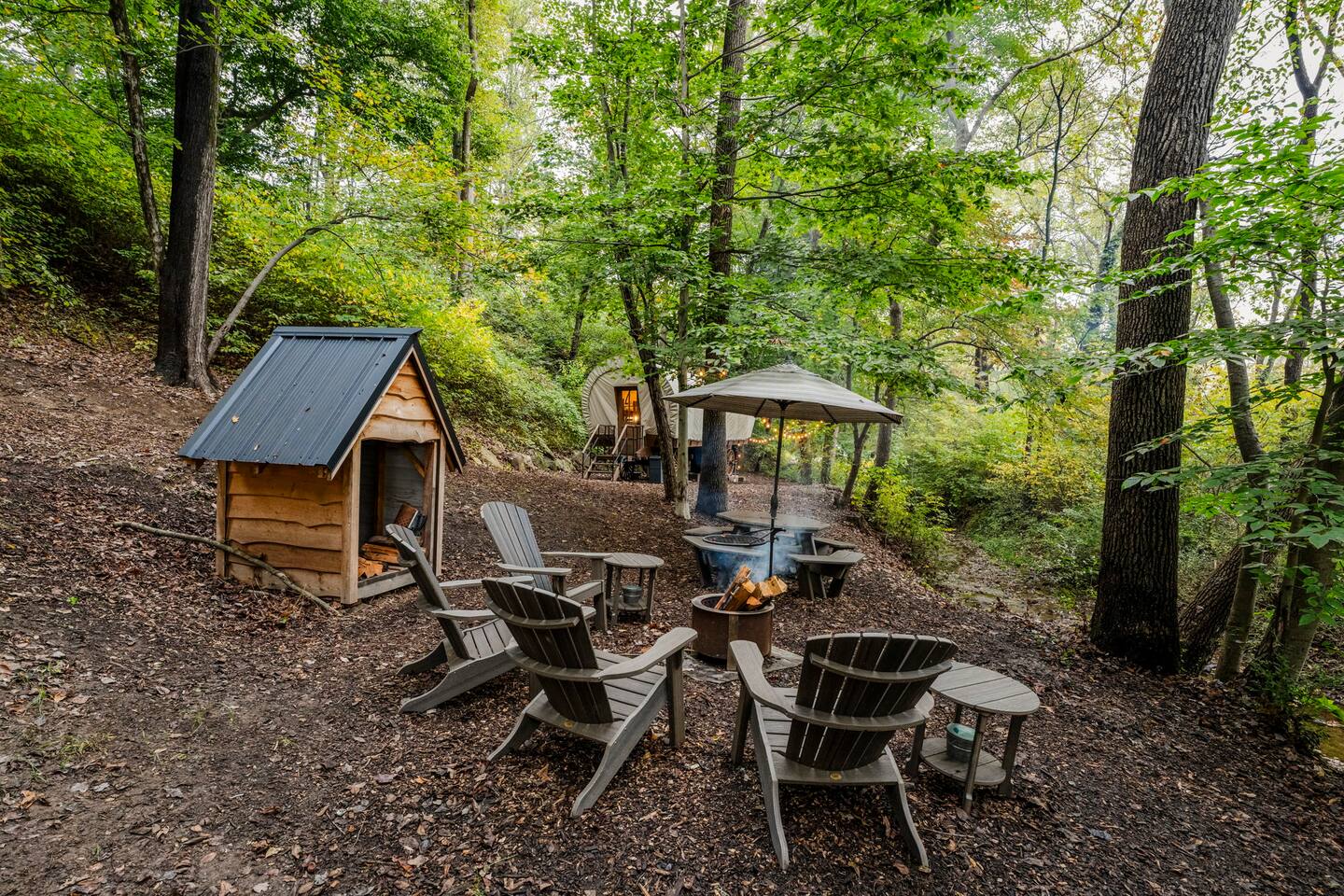 Covered Wagon along the Creek — Paradise, PA — vacation rental