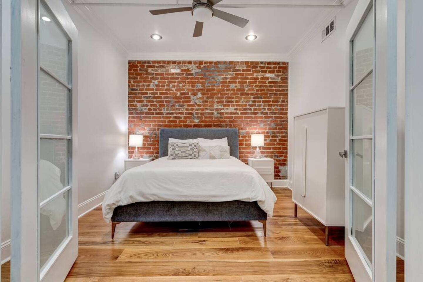 comfiest queen beds in NOLA! | Bedroom 1