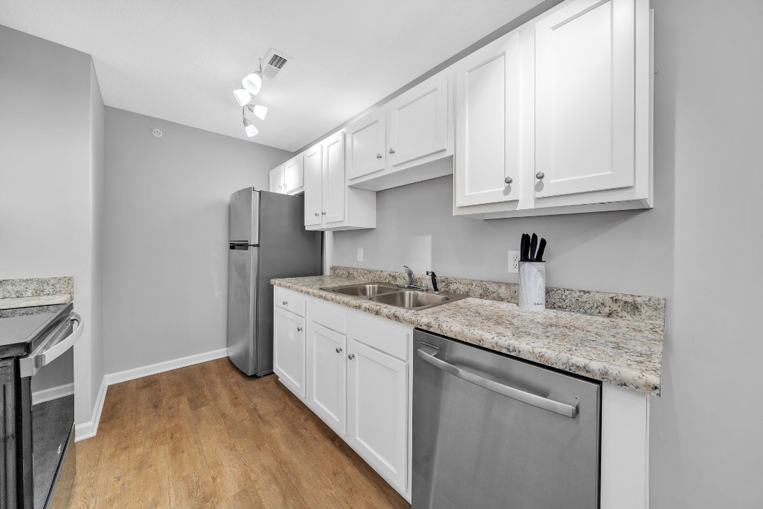 Stonecrest 910, · Unit 2/2