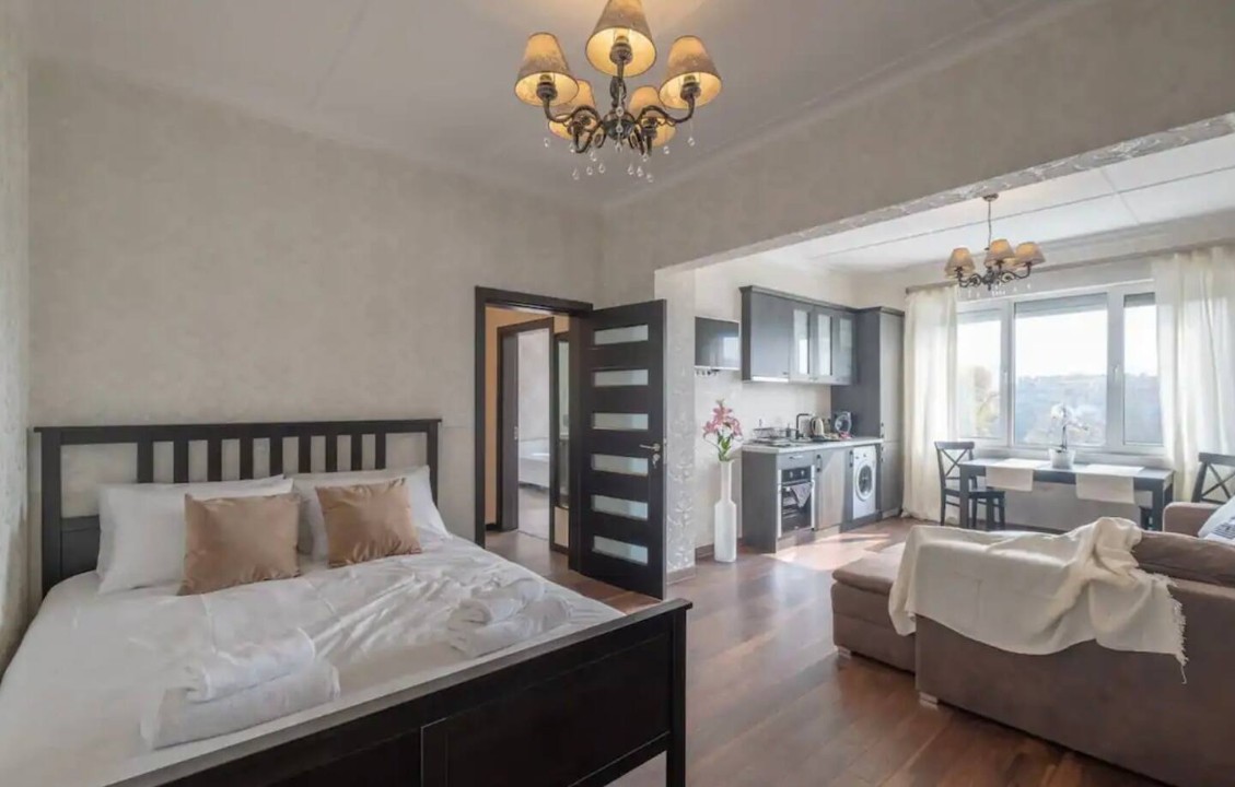 Property thumbnail 11