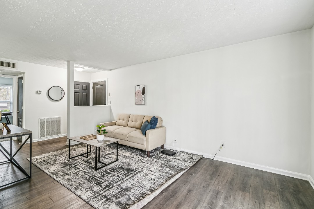 Vinings · Unit 309 1/1
