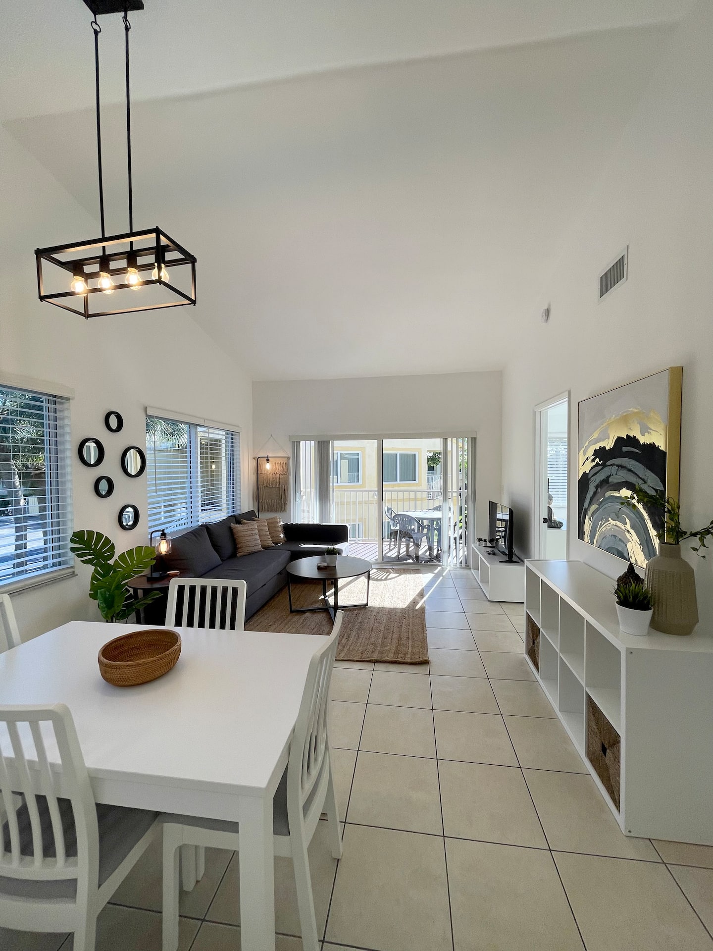 290C – Bright 2BR Near Evert & Boca Prep in Boca Raton, FL