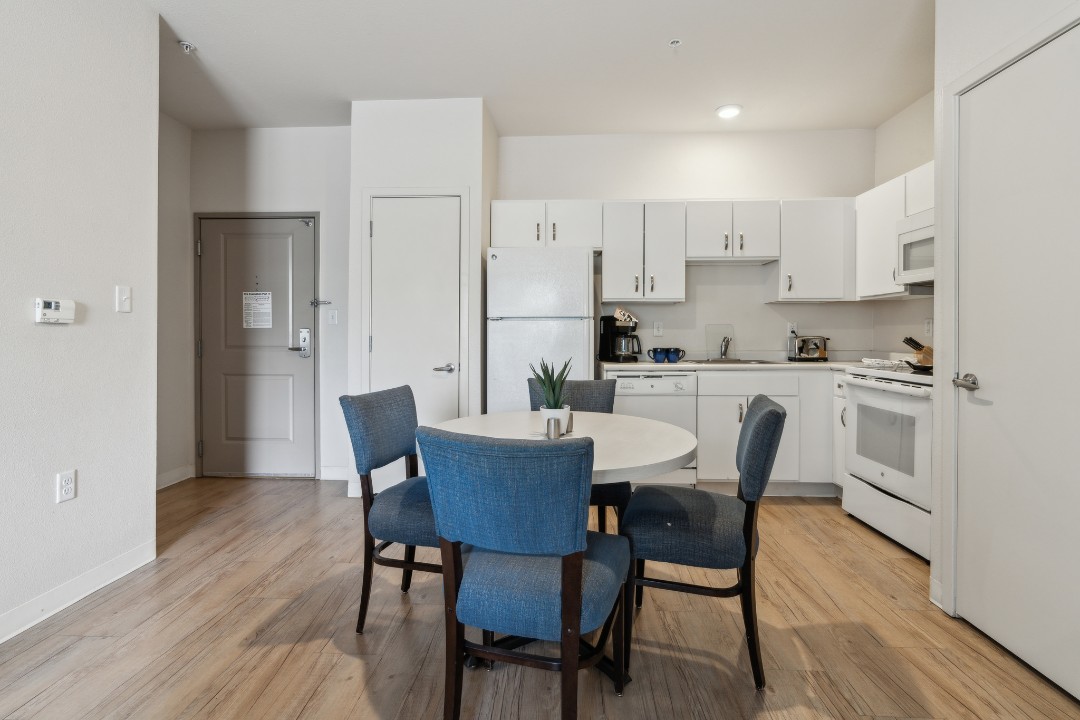 Simplicity At the Rim · Unit 1118  3/2