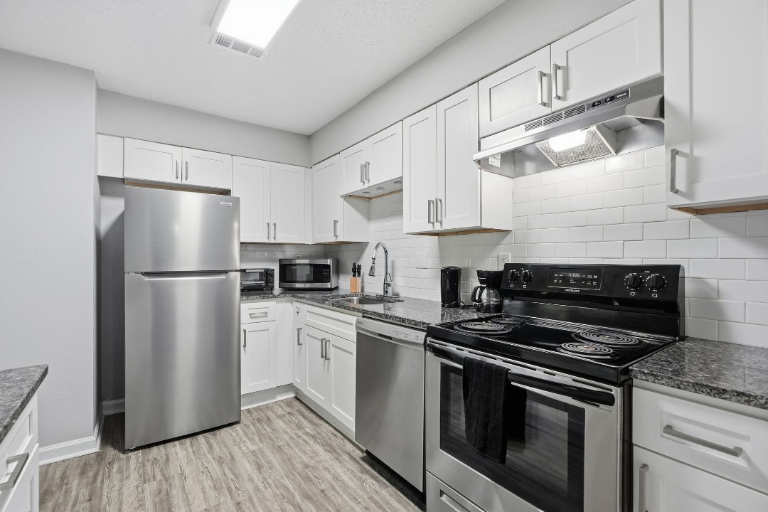 Crest at East Cobb 1828 G · Unit 2/2
