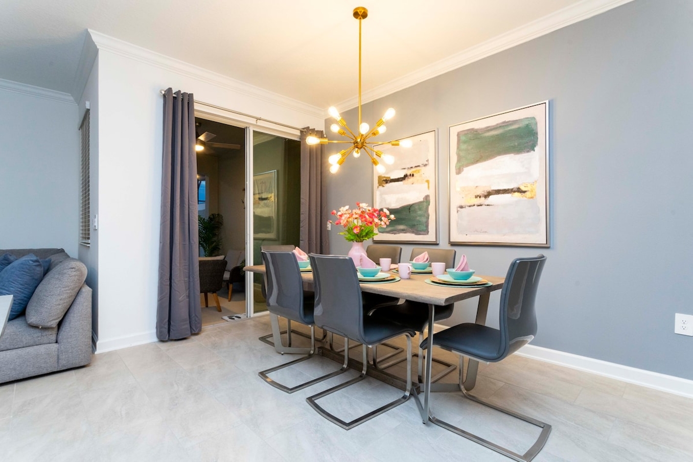 An elegant  style, our dining area is perfect for quality time with your loved ones