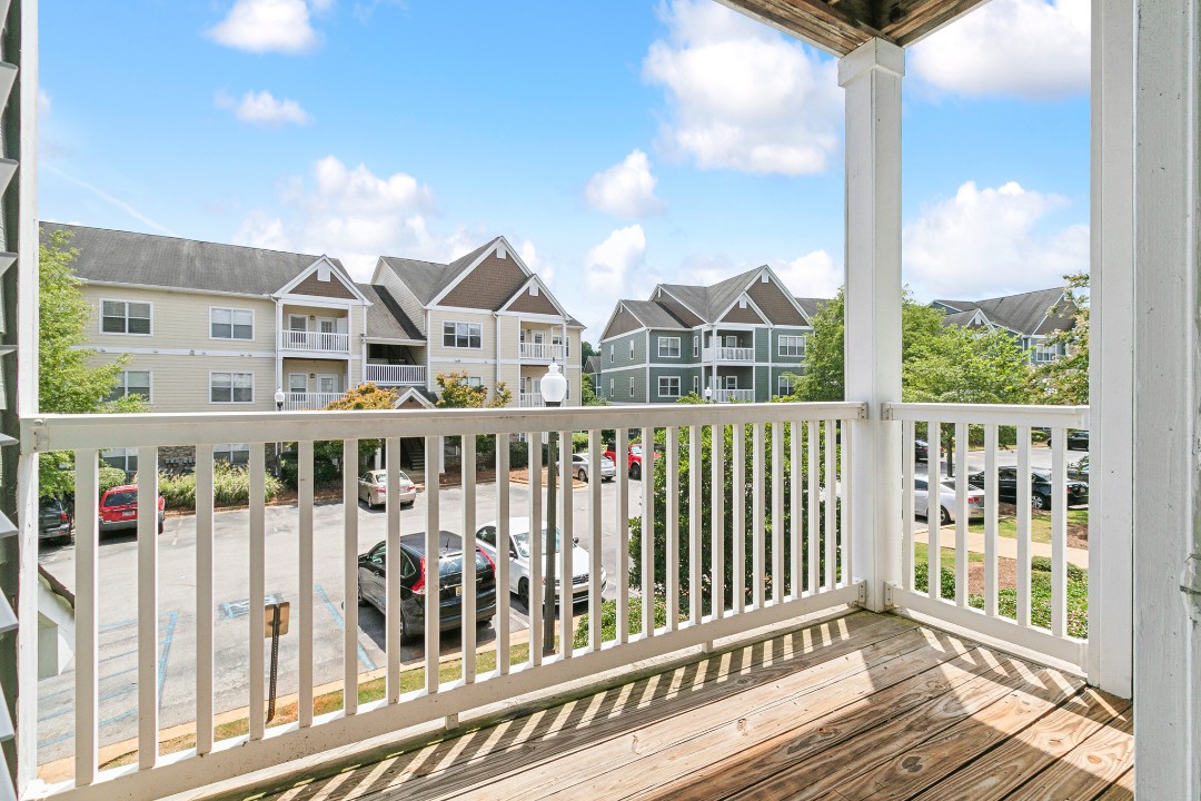The Verandas, 2325 Calgary Crescent, · Unit 1/1