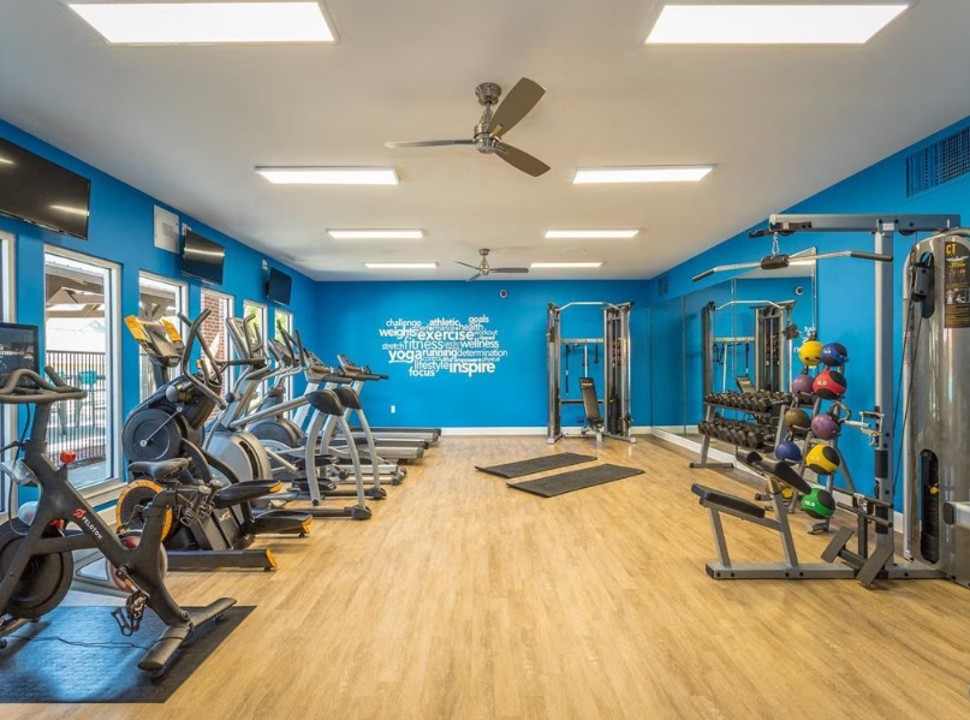 The Avenues of Lakeshore · Unit 427 2/1