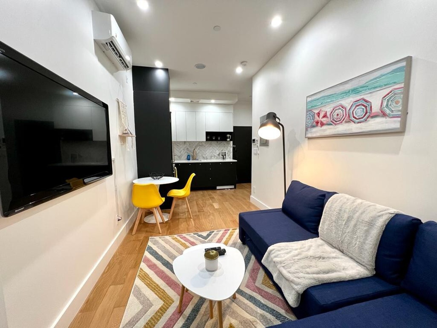 Winthrop # 2B Charm Modern — photo 2