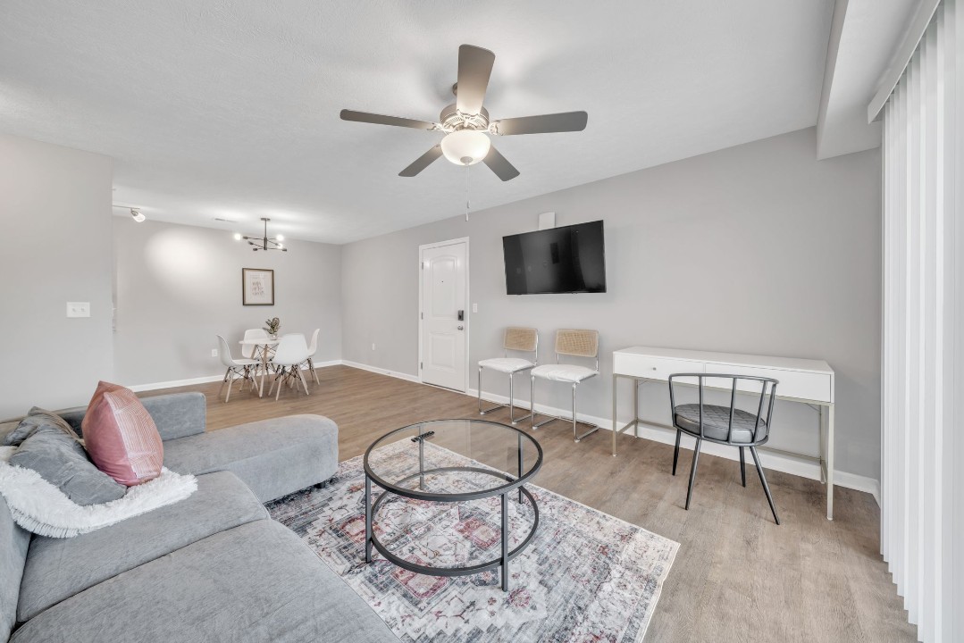 Stonecrest 712, · Unit 2/2