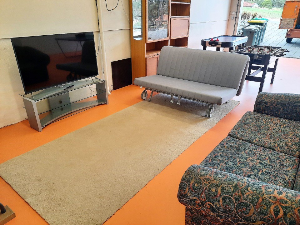Fully equipped games room with 55” TV, table tennis, air hockey, foosball, and darts. High-speed internet and SMART TVs with streaming services (Netflix, YouTube)
