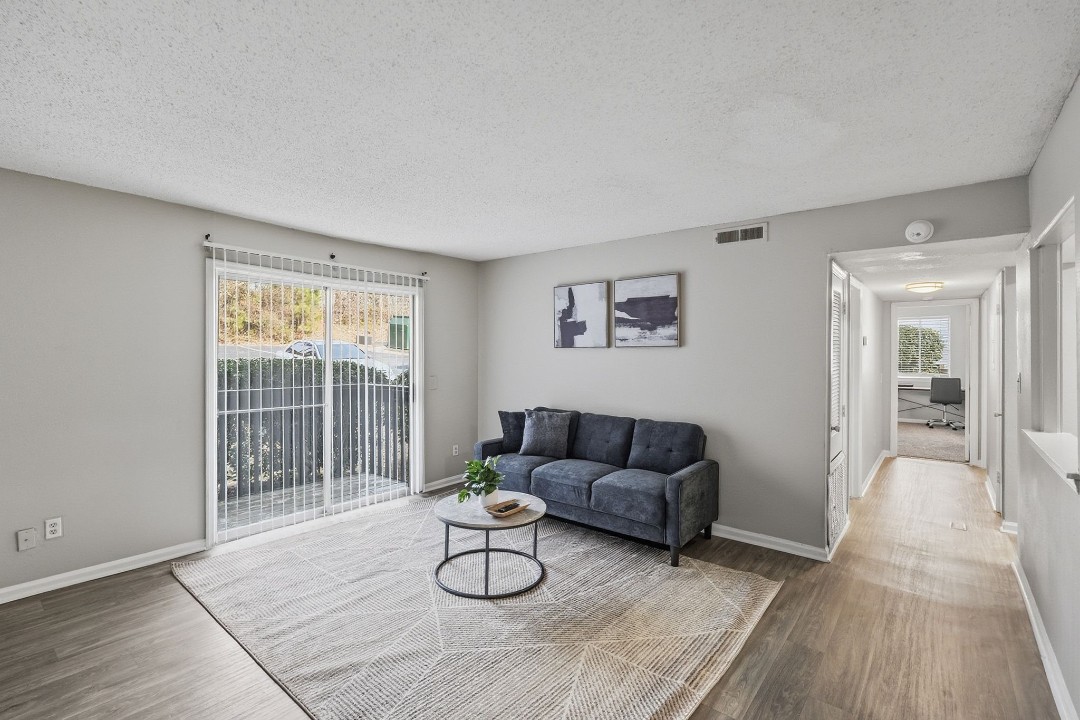 Tucker Square 2/1.5 · Unit 1302C