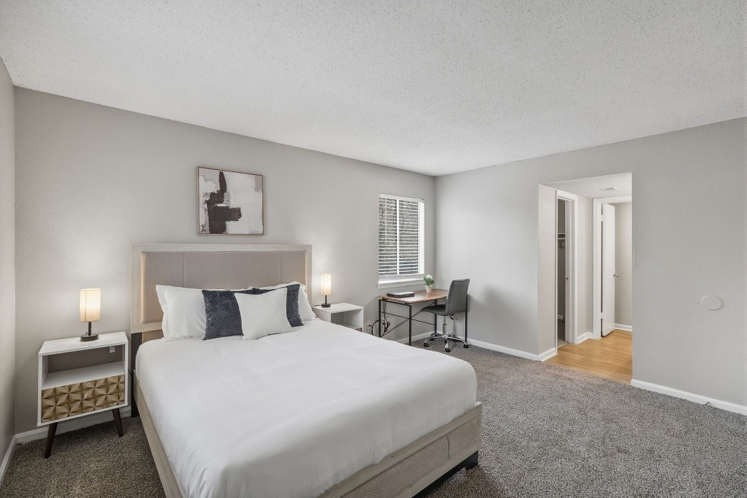 Tucker Square 2/1.5 · Unit 1302C