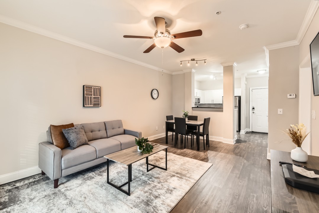 Crest at Midtown · Unit 4218 1/1