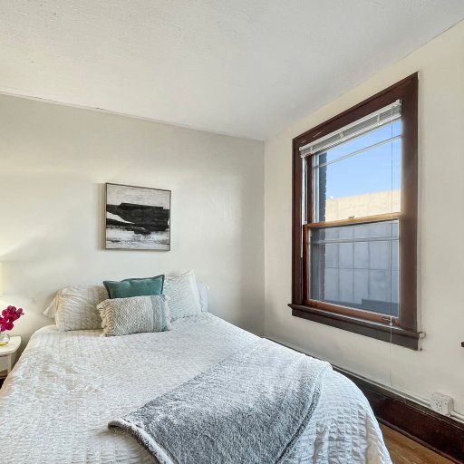Beautiful hardwood floors and natural light