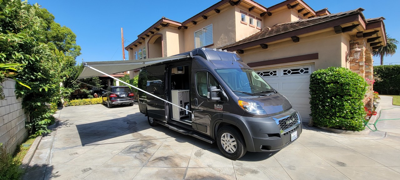 [50] 2022 Thor Motorcoach Sequence 20J