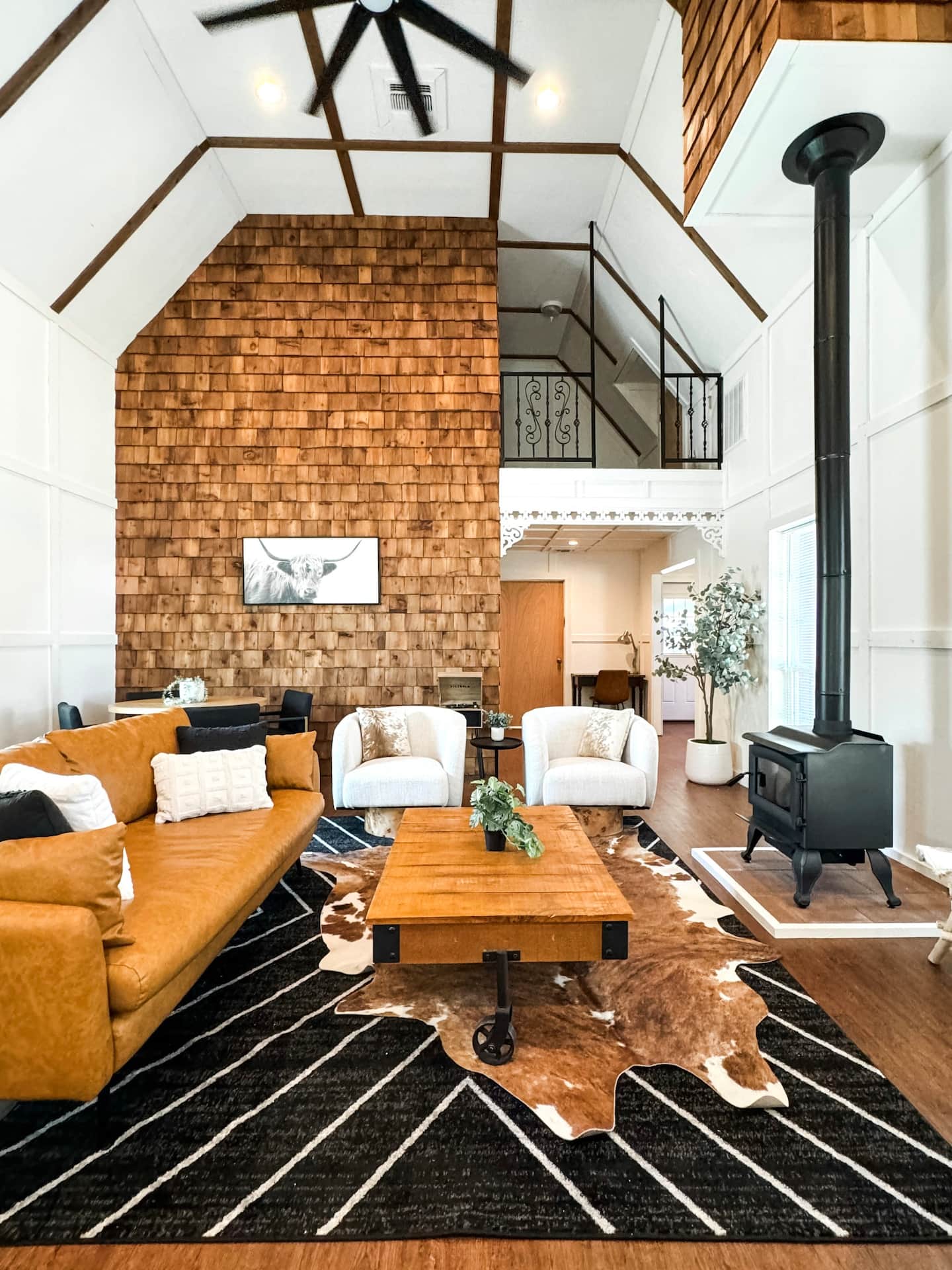 The Wine Barn - Walkable to Main St and New Spa — Fredericksburg, TX — vacation rental