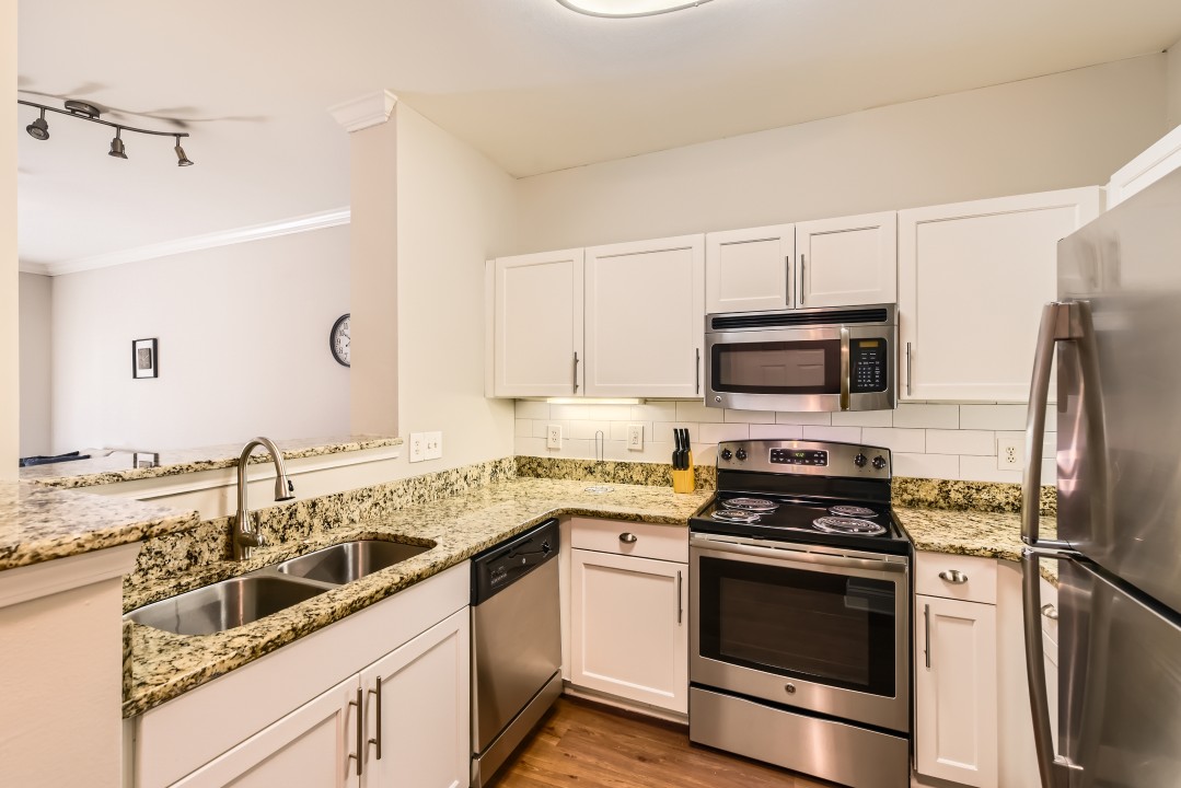 Crest at Midtown · Unit 4505 1/1