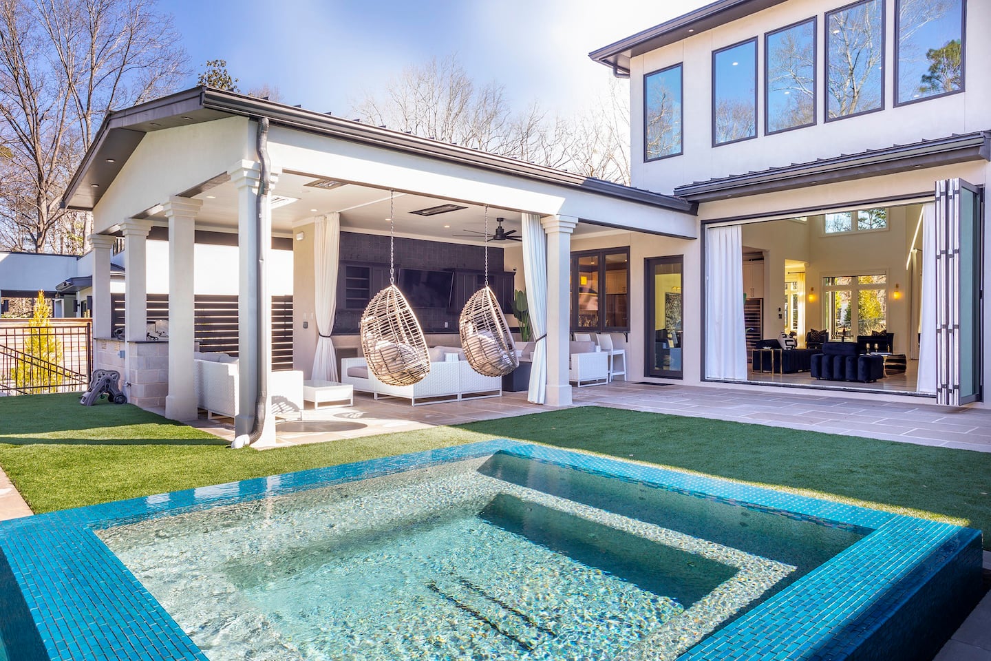 Gourmet Kitchen And Soaring Ceilings - Stunning Modern Estate - Atlanta, GA